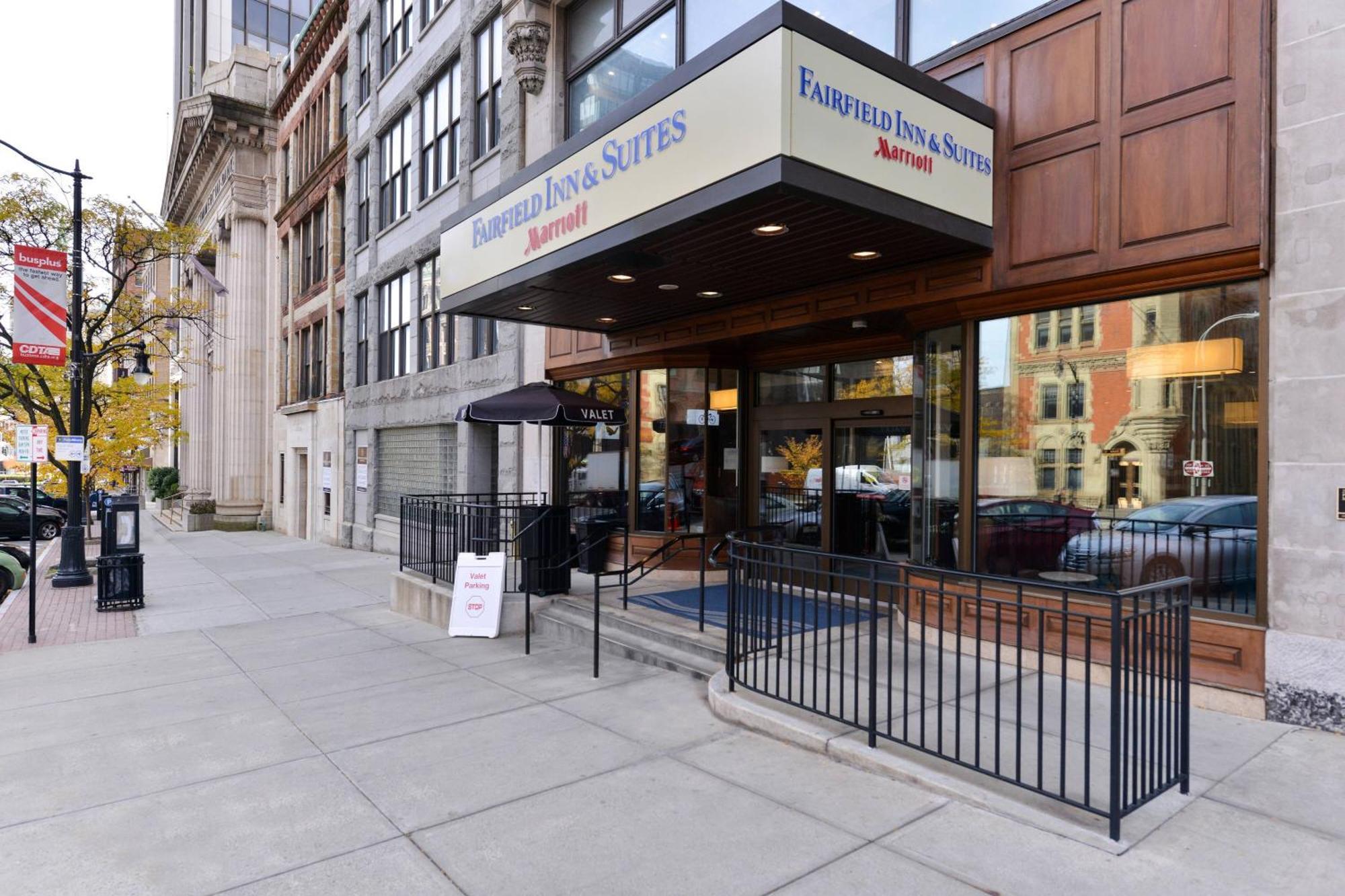 Fairfield Inn & Suites By Marriott Albany Downtown Exterior photo
